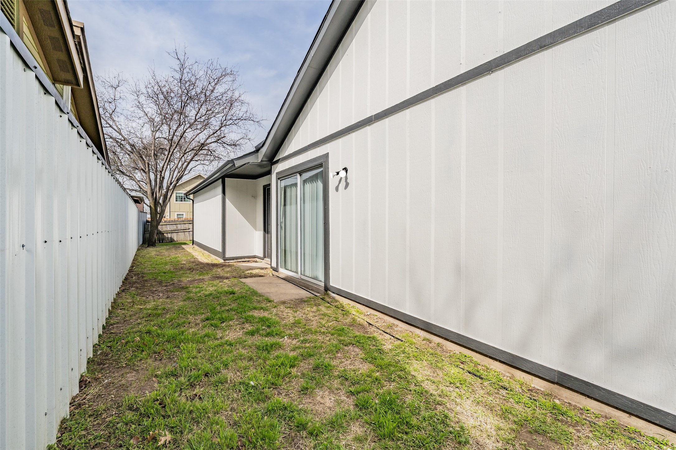 2286 Nantucket Village Circle Dallas TX 75227