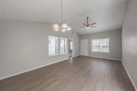 2286 Nantucket Village Circle Dallas TX 75227