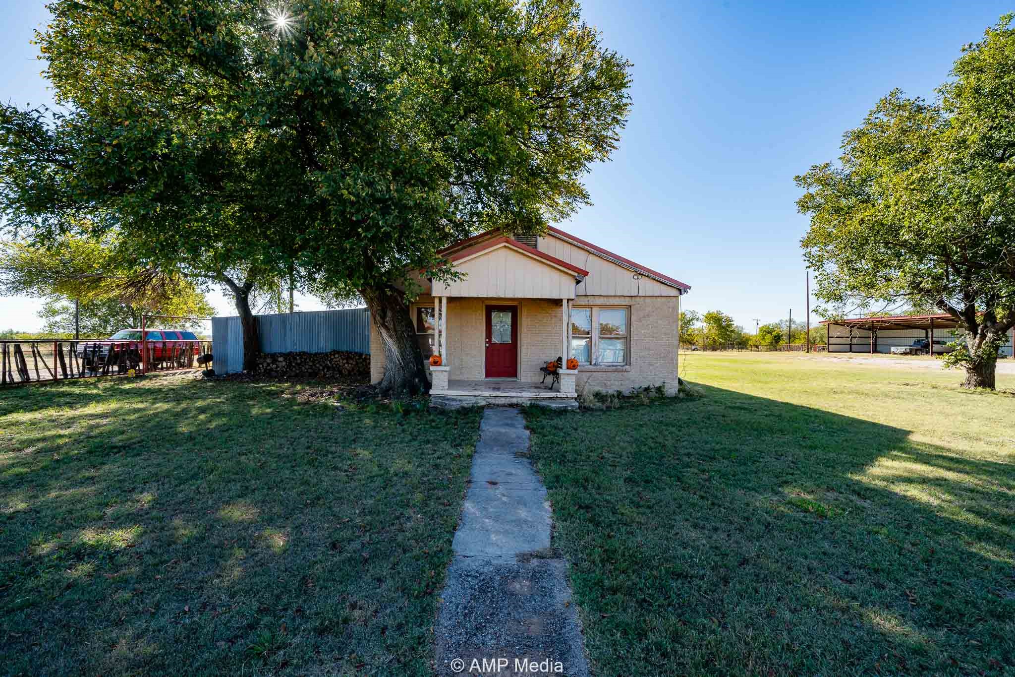 507 E Chestnut Throckmorton TX 76483