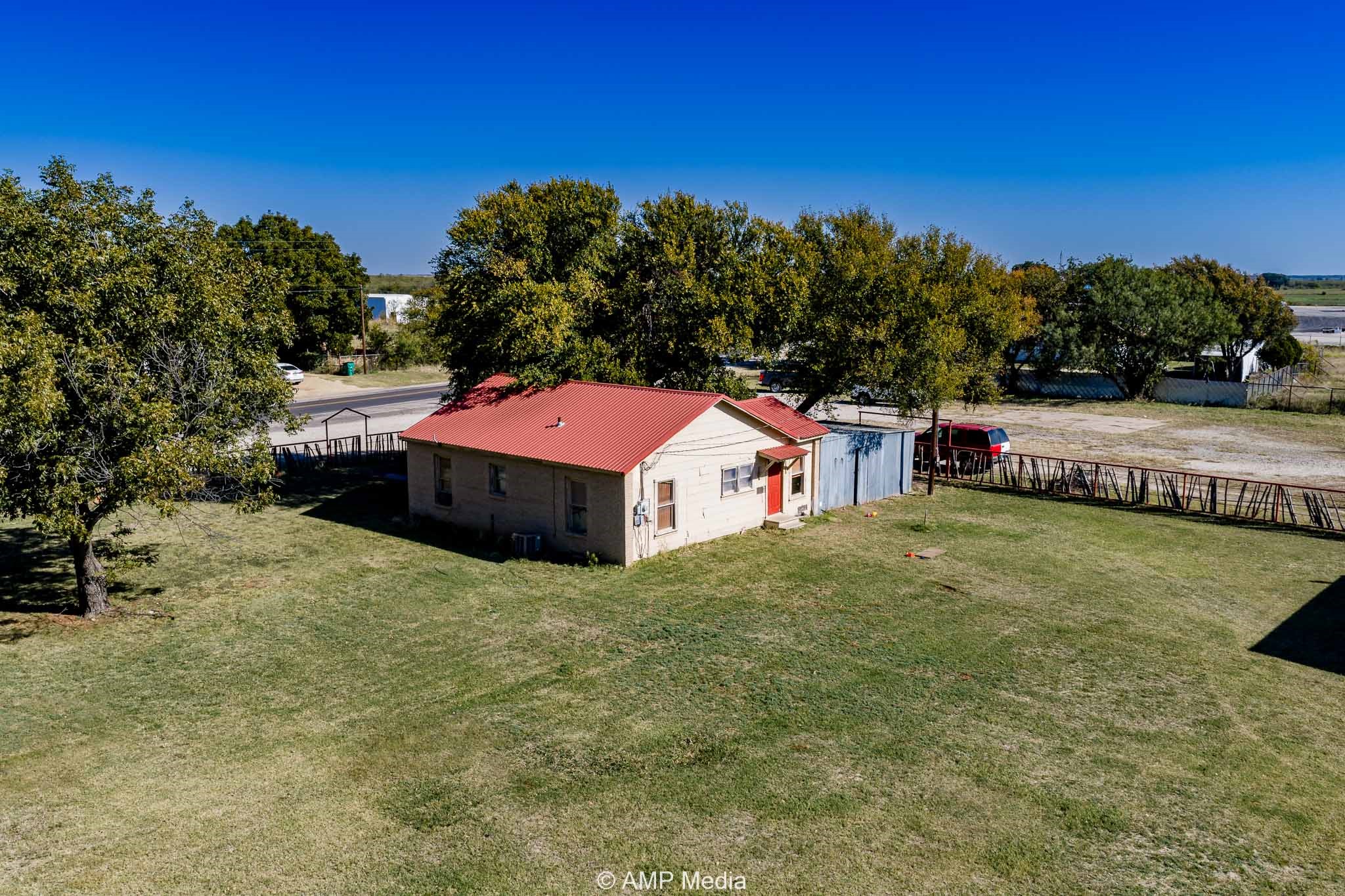 507 E Chestnut Throckmorton TX 76483