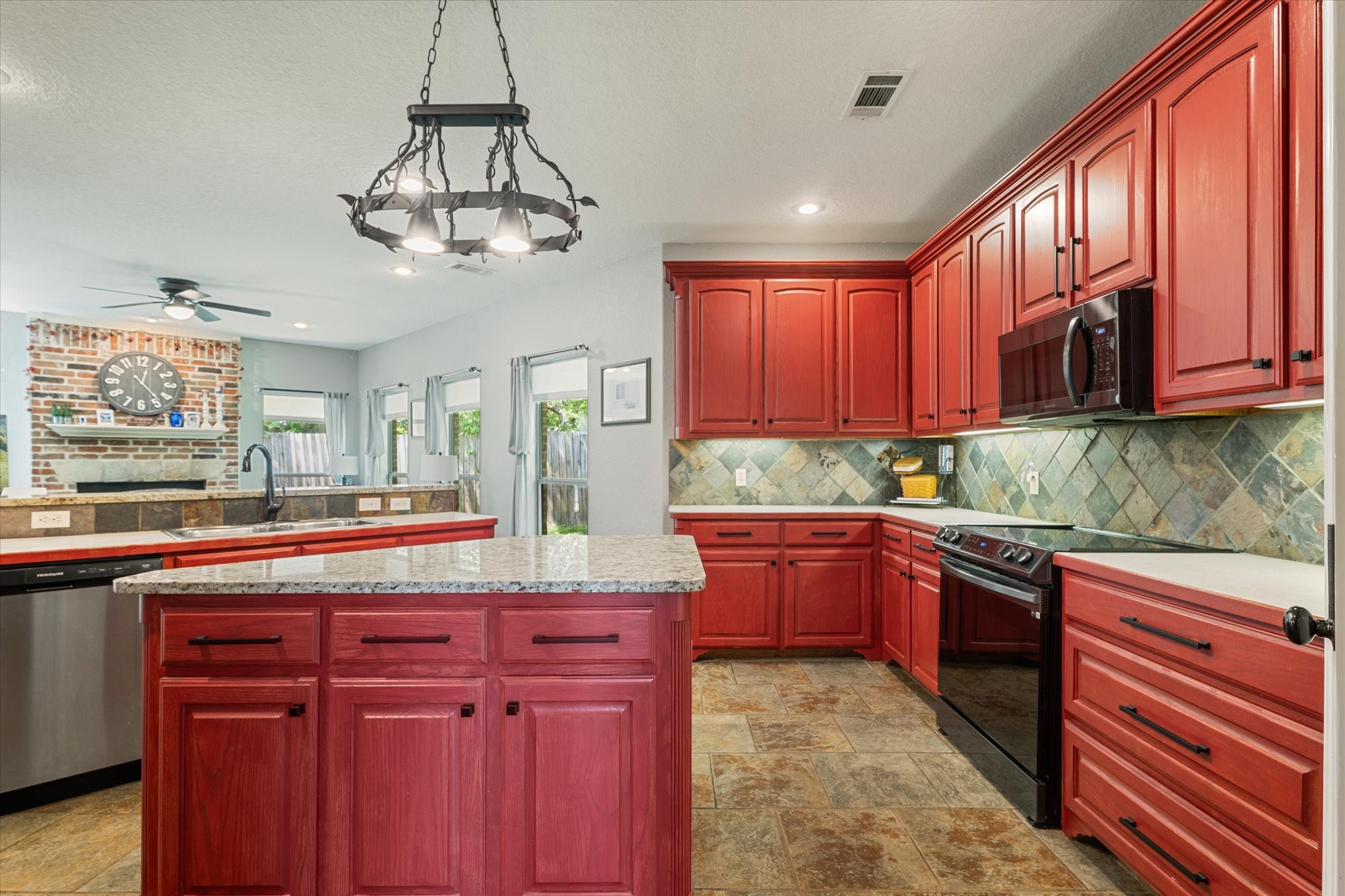 117 Ashlyn Court Whitesboro TX 76273
