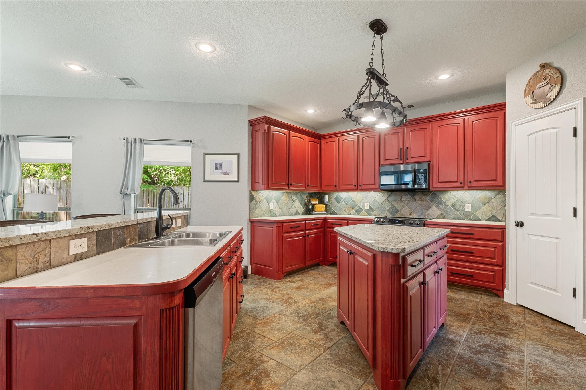 117 Ashlyn Court Whitesboro TX 76273