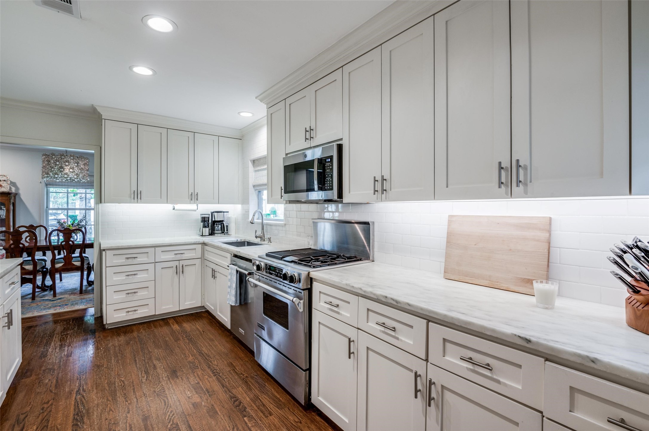 5636 Southwestern Boulevard Dallas TX 75209