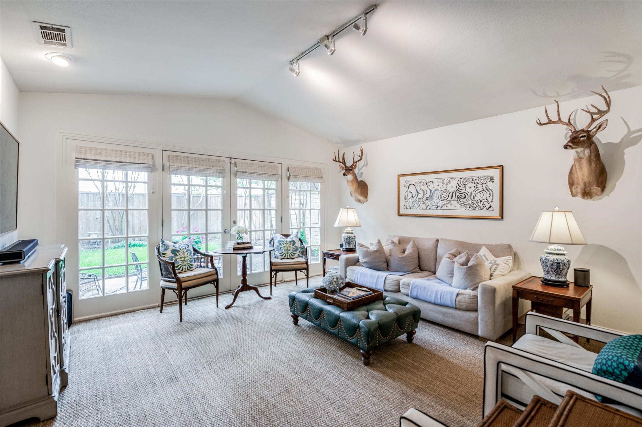 5636 Southwestern Boulevard Dallas TX 75209
