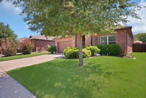 7064 Seton Hall Drive Fort Worth TX 76120
