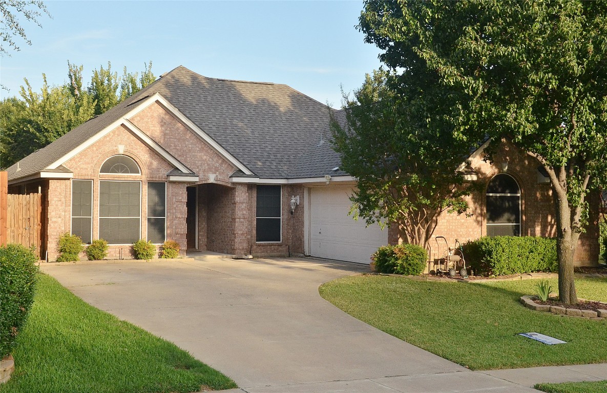 5544 Greenview Court North Richland Hills TX 76148