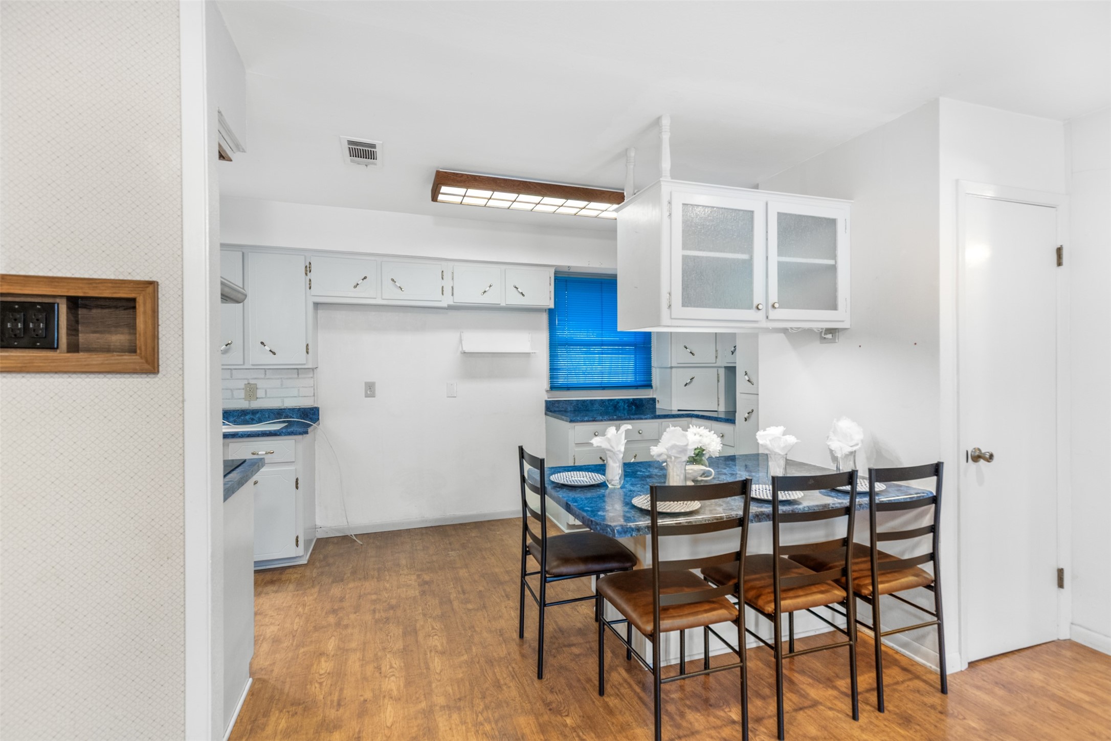 2713 Yorkshire Sherman TX 75092