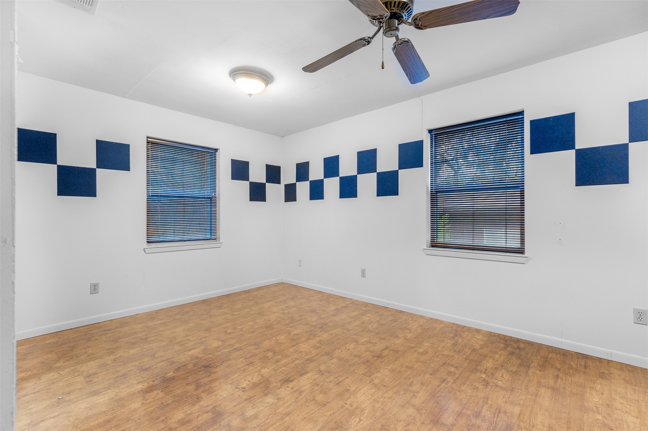 2713 Yorkshire Sherman TX 75092