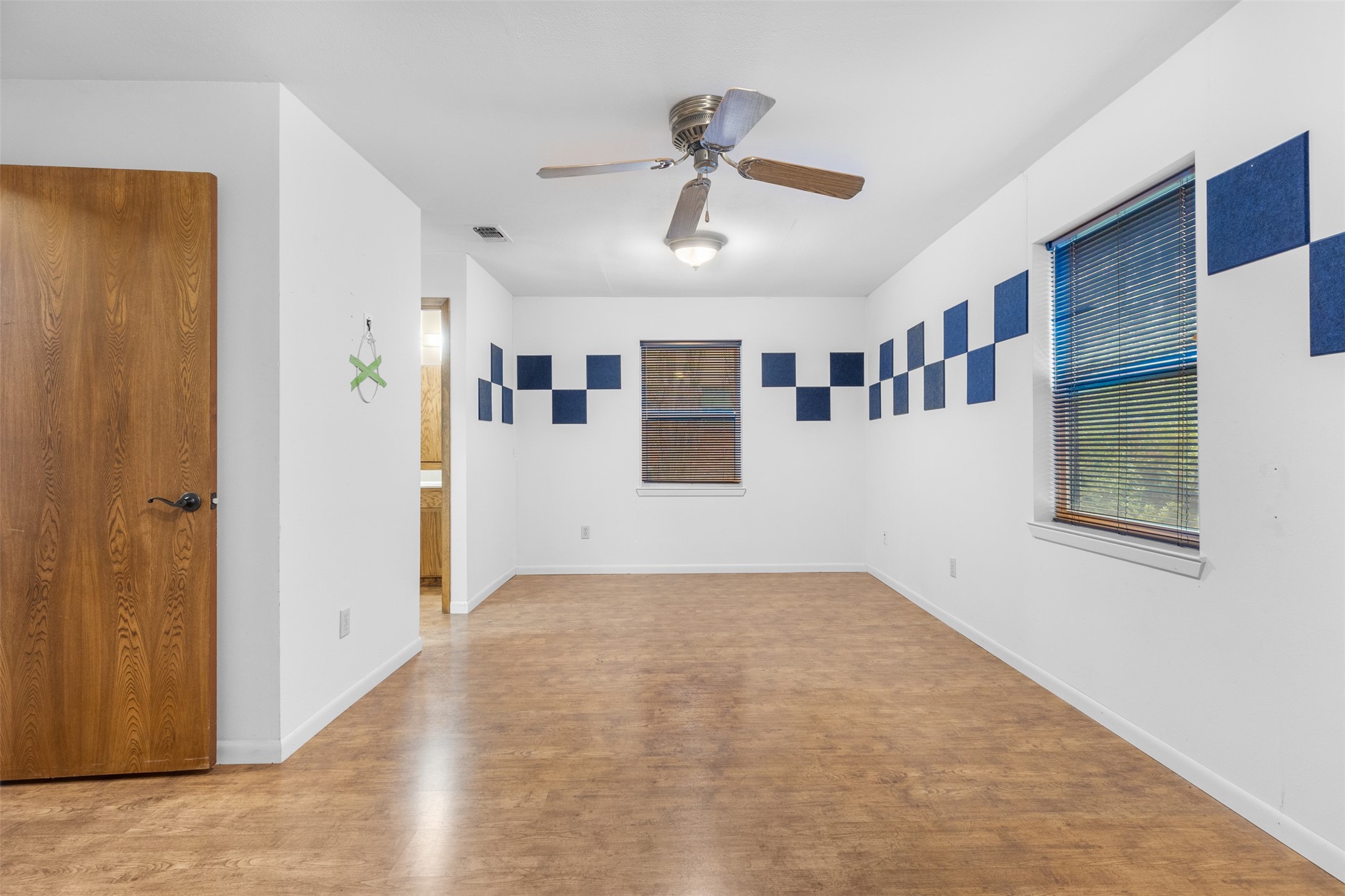 2713 Yorkshire Sherman TX 75092