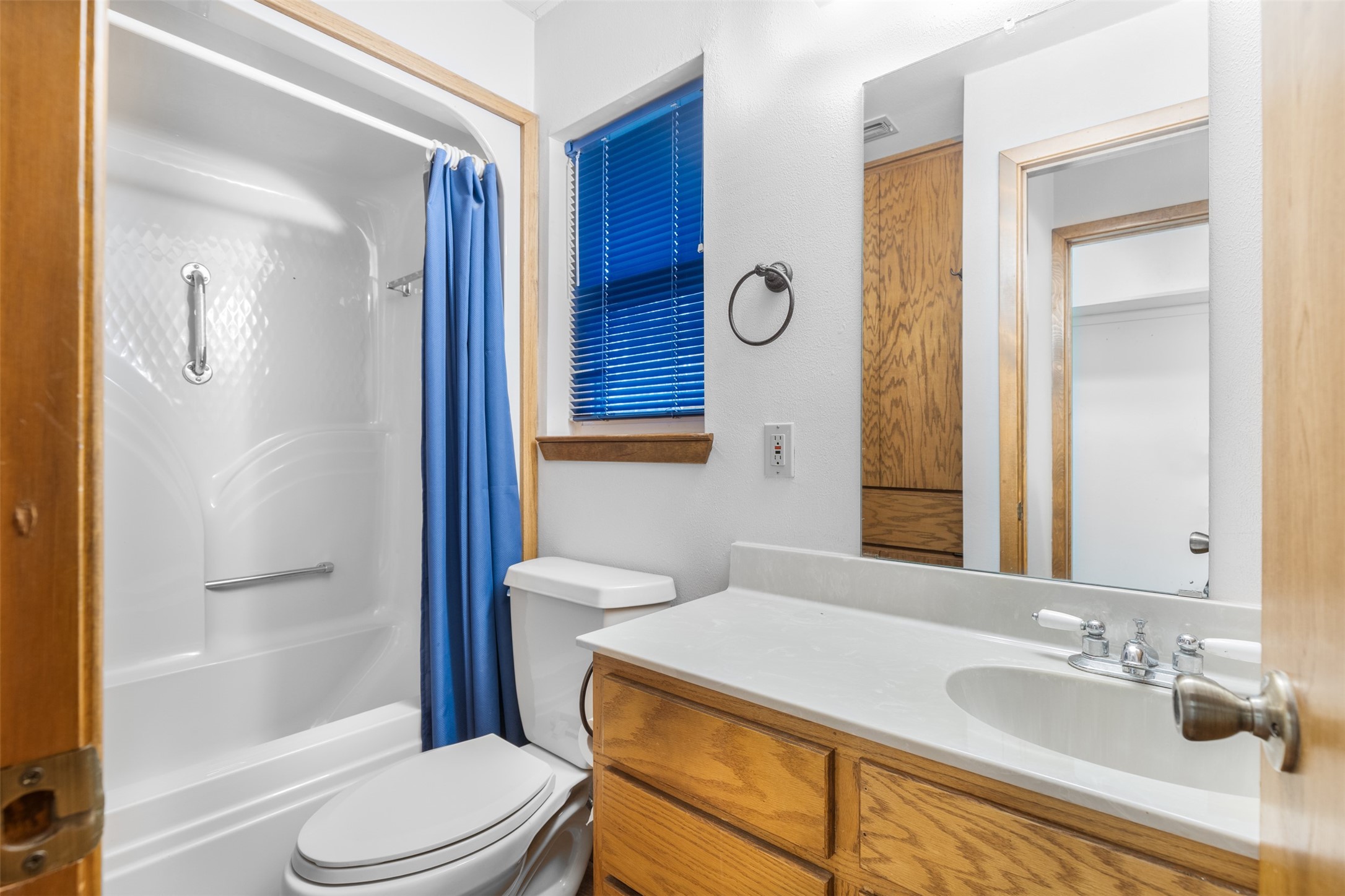 2713 Yorkshire Sherman TX 75092