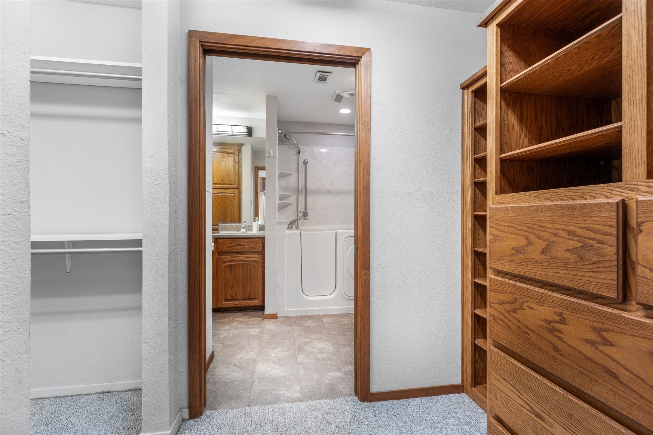 2713 Yorkshire Sherman TX 75092