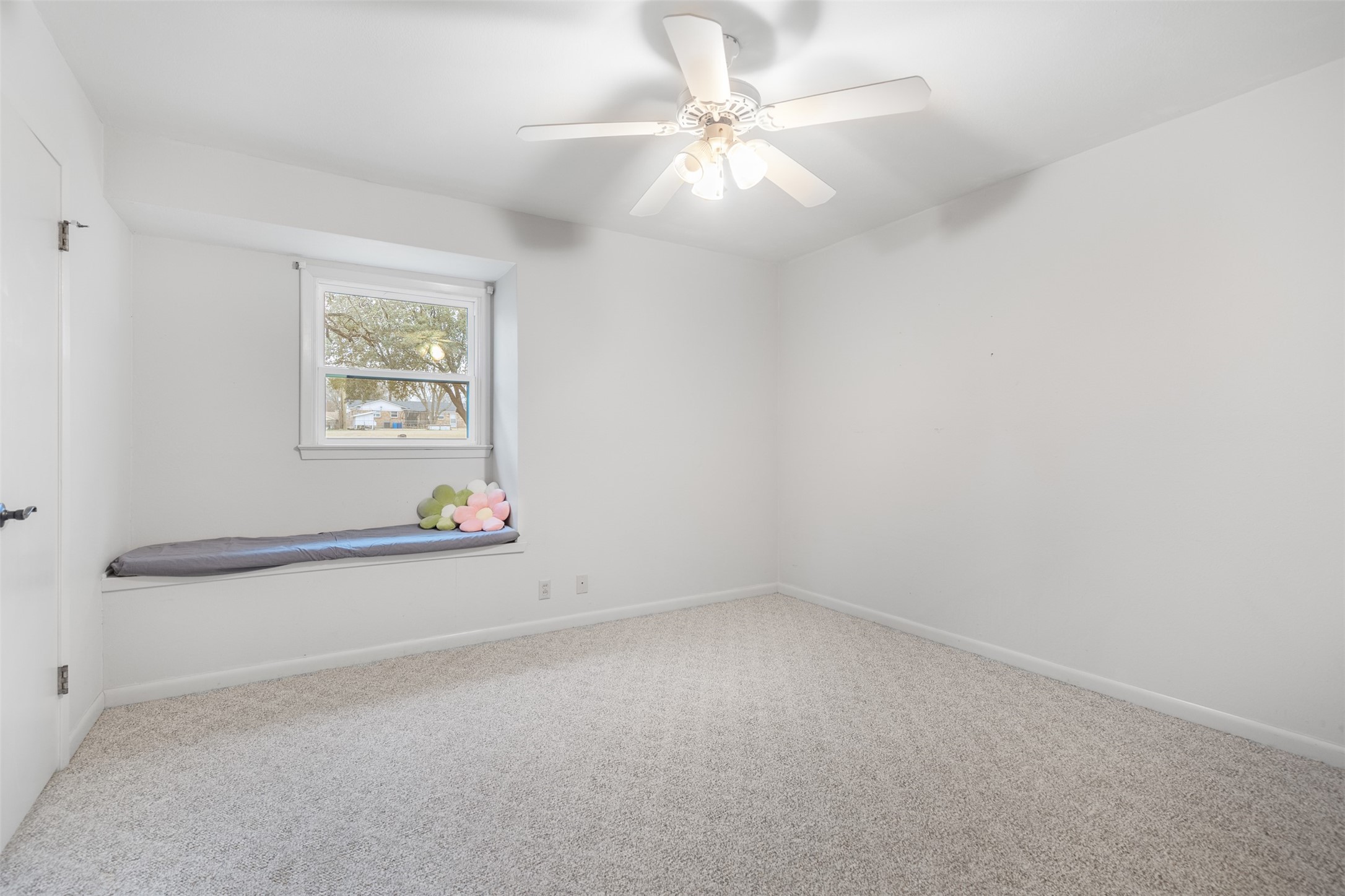 2713 Yorkshire Sherman TX 75092