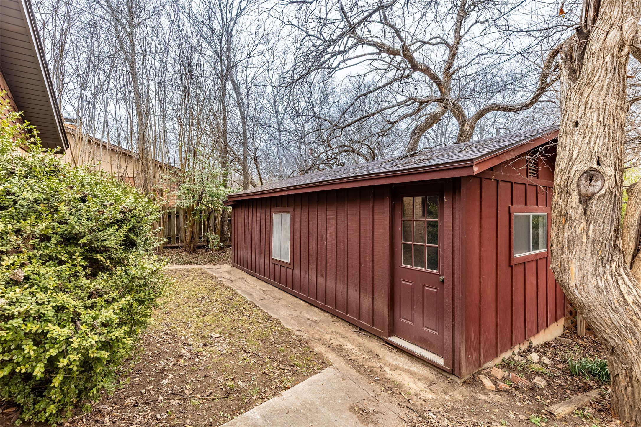 2713 Yorkshire Sherman TX 75092