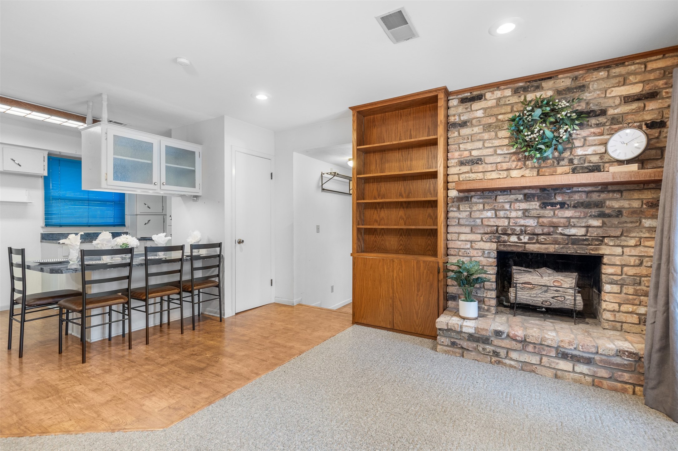 2713 Yorkshire Sherman TX 75092