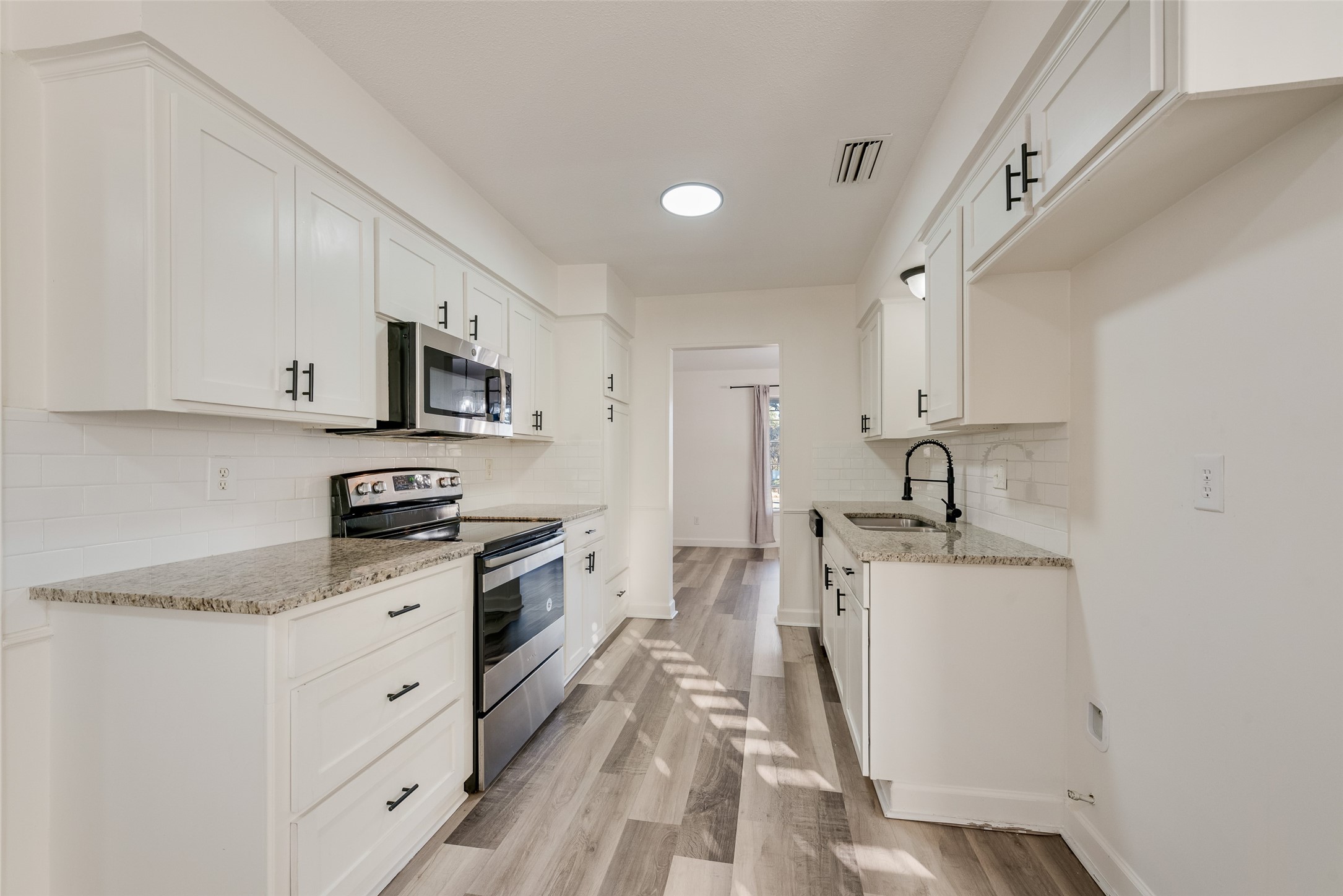 3601 Chicosa Trail Garland TX 75043