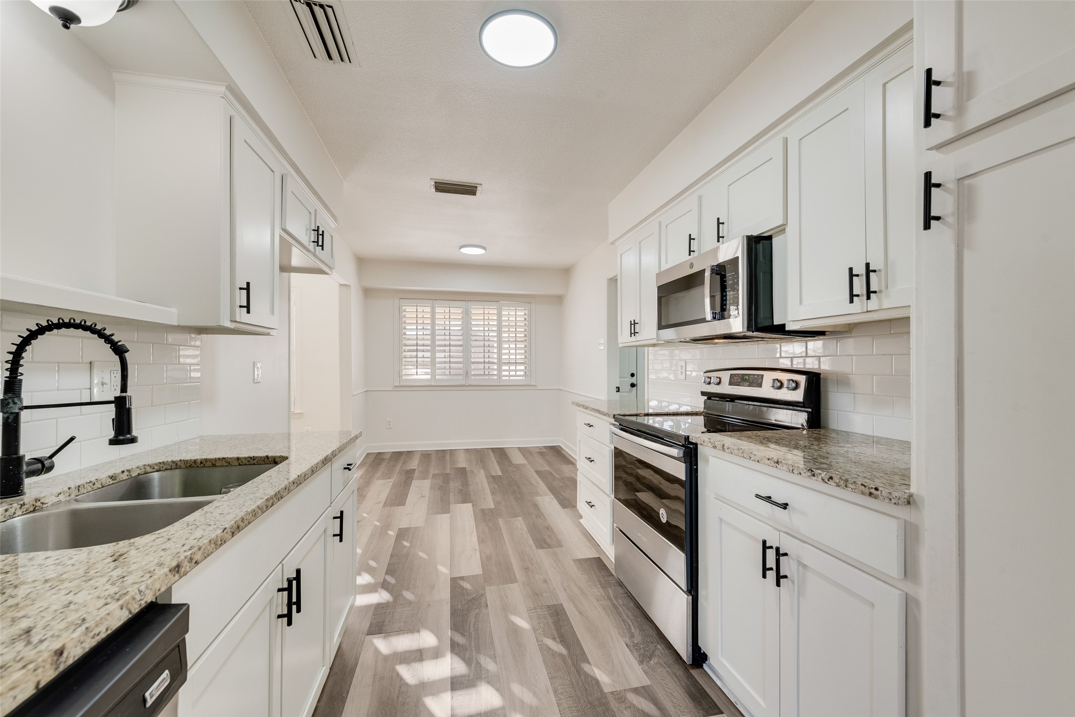 3601 Chicosa Trail Garland TX 75043