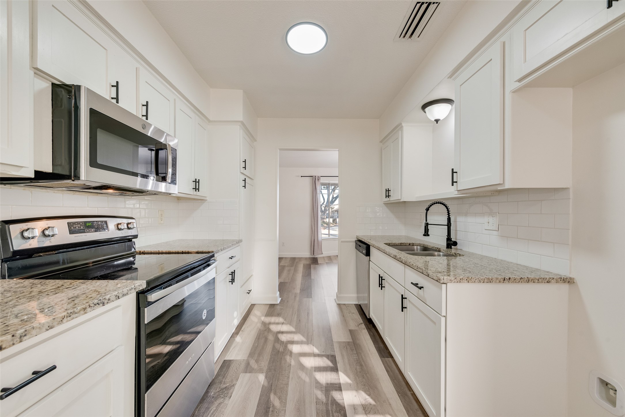 3601 Chicosa Trail Garland TX 75043