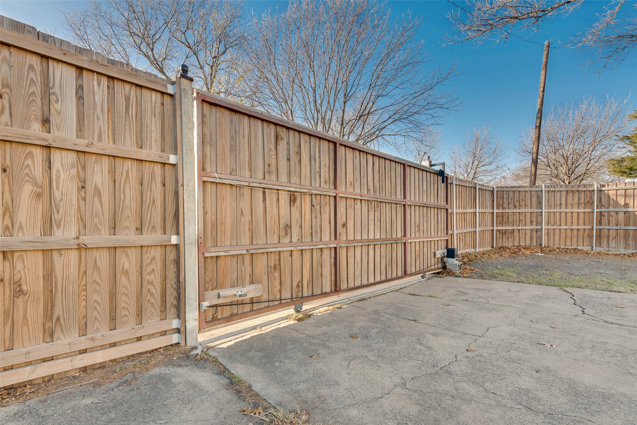 3601 Chicosa Trail Garland TX 75043