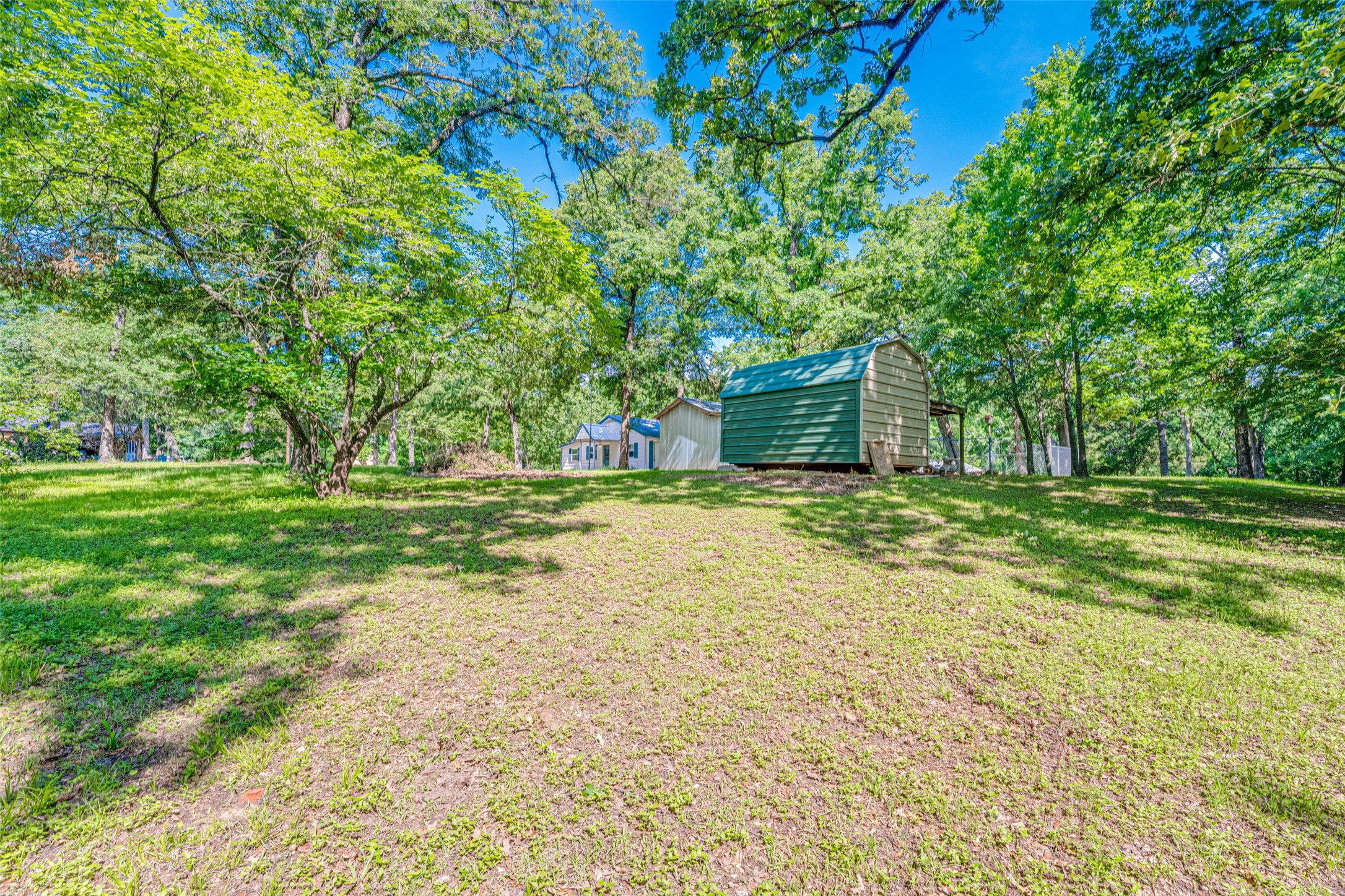 1013 Whispering Springs Drive Tool TX 75143