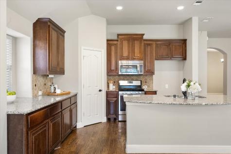 4206 Poppy Drive Mansfield TX 76063