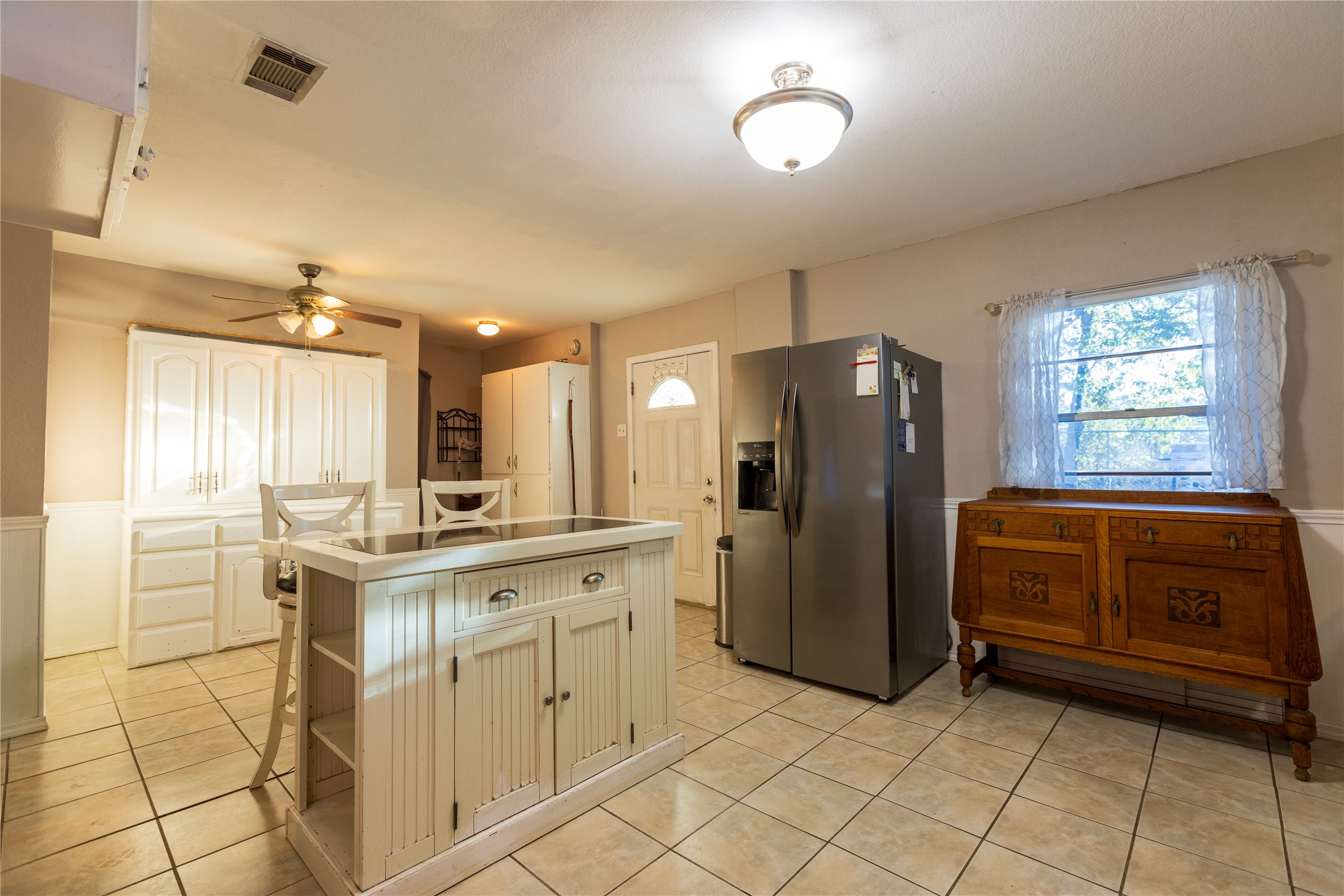 2401 W Bethesda Road Burleson TX 76028