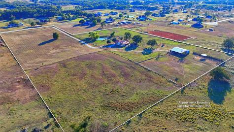 202 County Road 3470 Paradise TX 76073