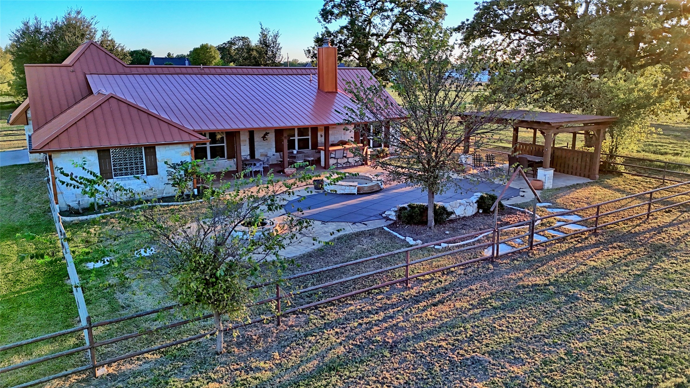 202 County Road 3470 Paradise TX 76073