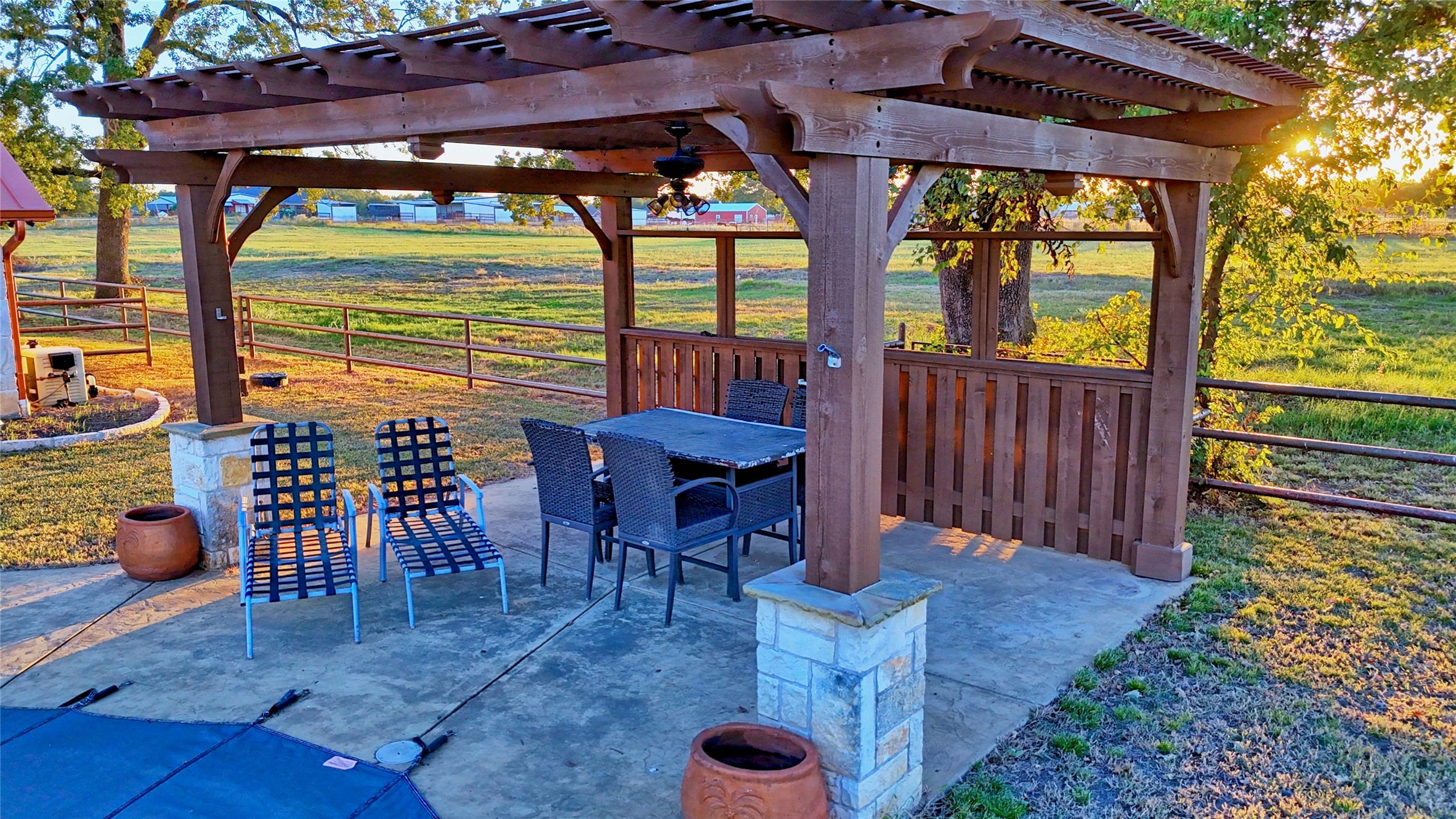 202 County Road 3470 Paradise TX 76073