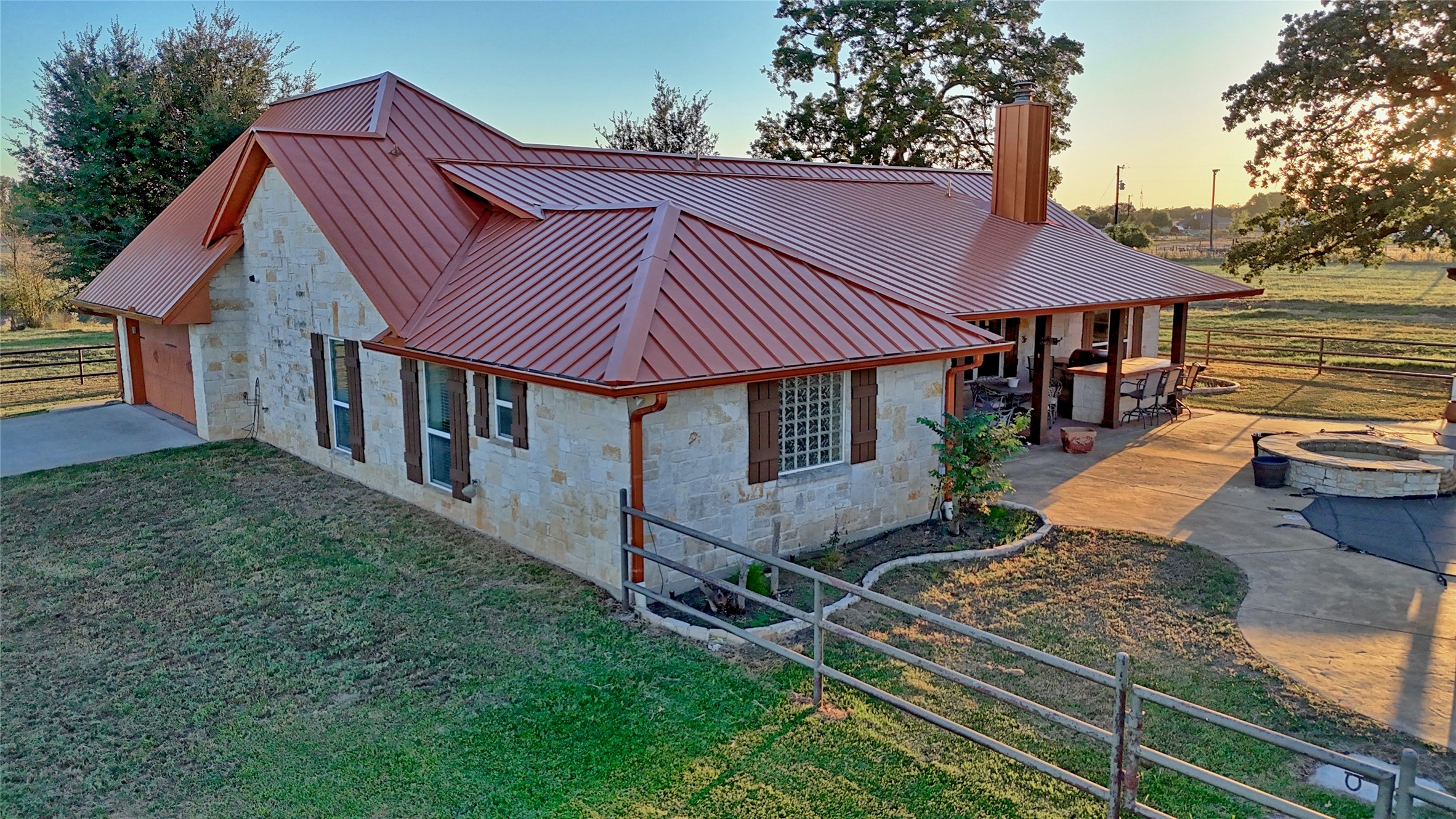 202 County Road 3470 Paradise TX 76073