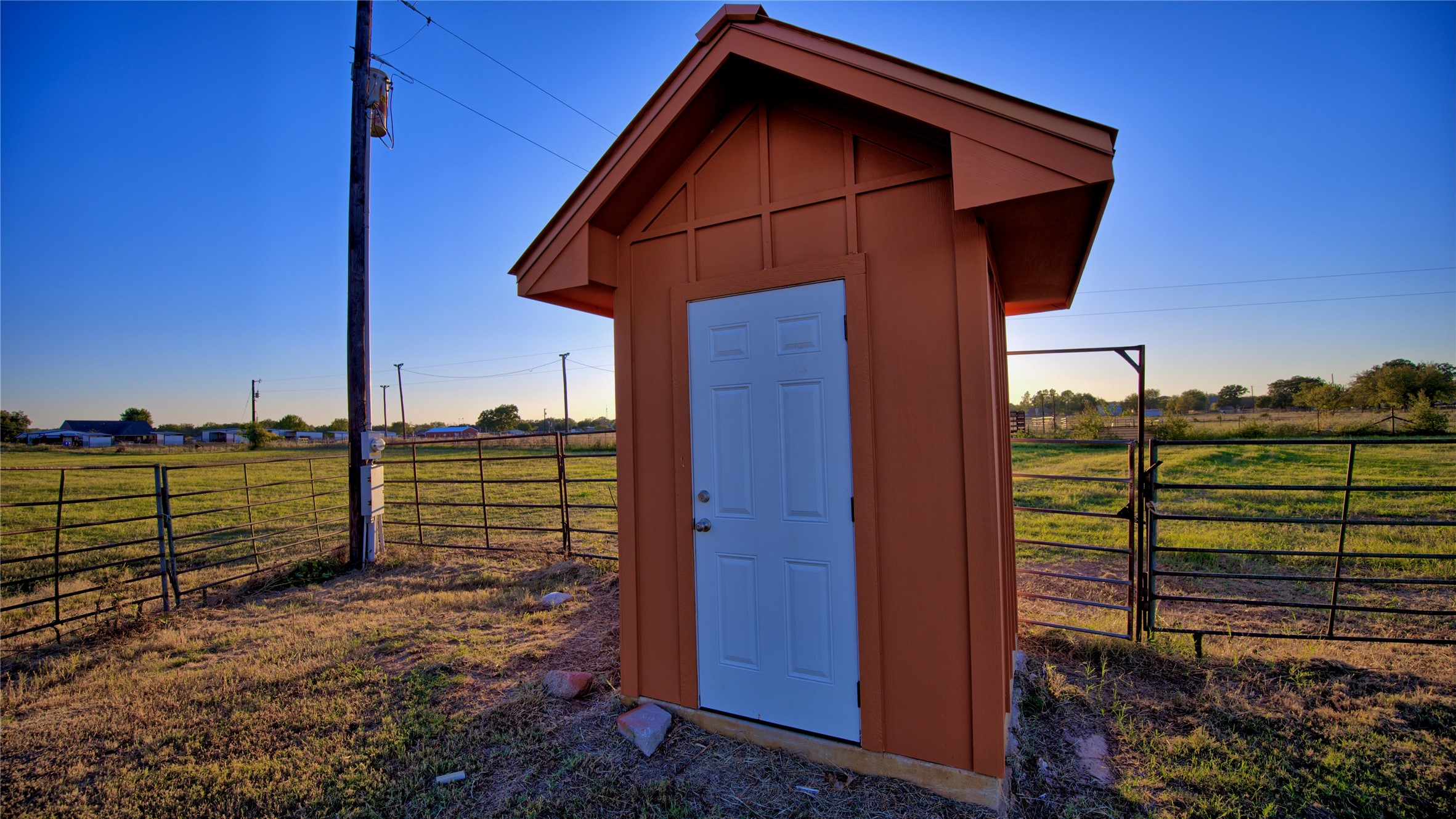 202 County Road 3470 Paradise TX 76073