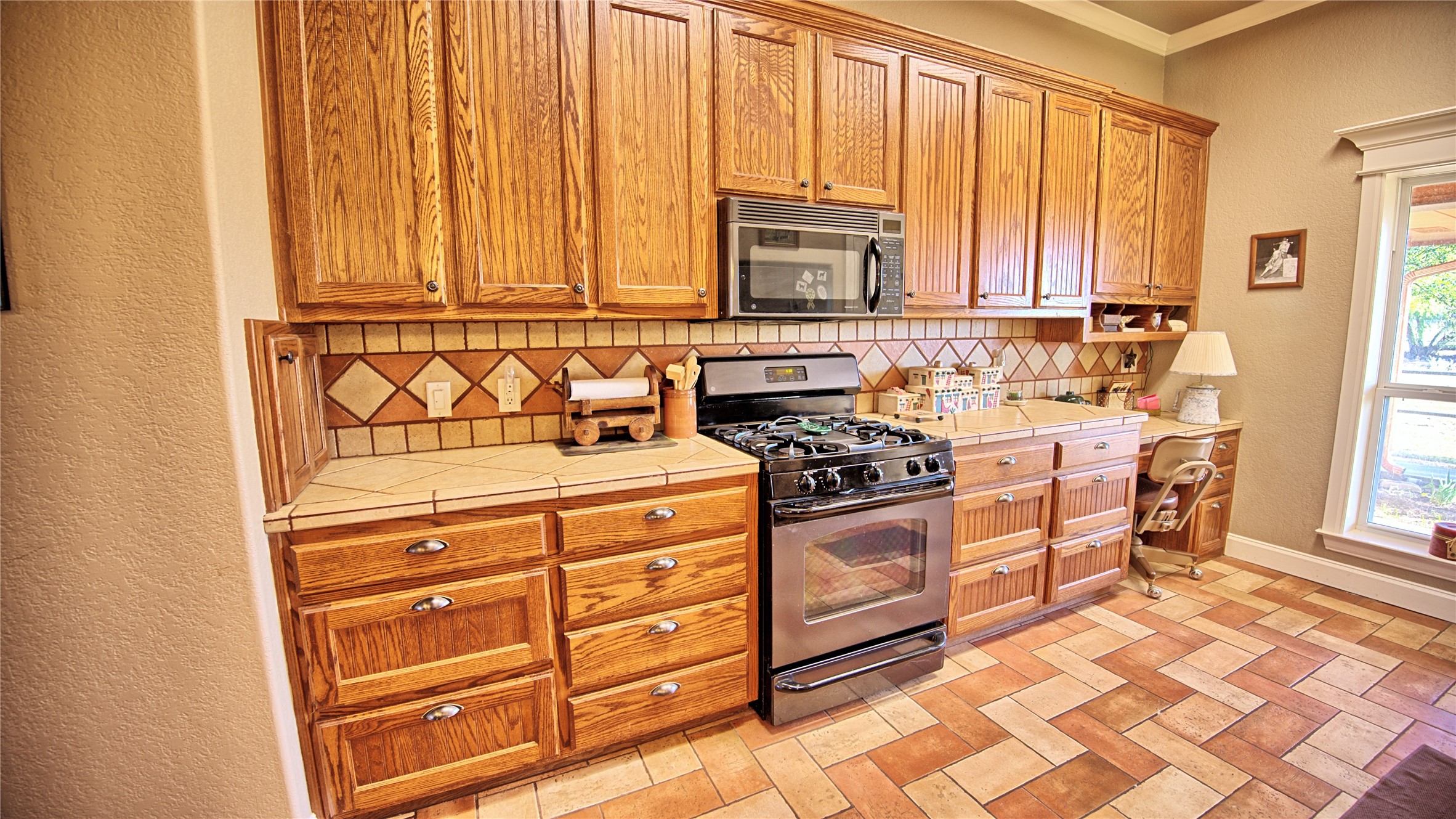 202 County Road 3470 Paradise TX 76073