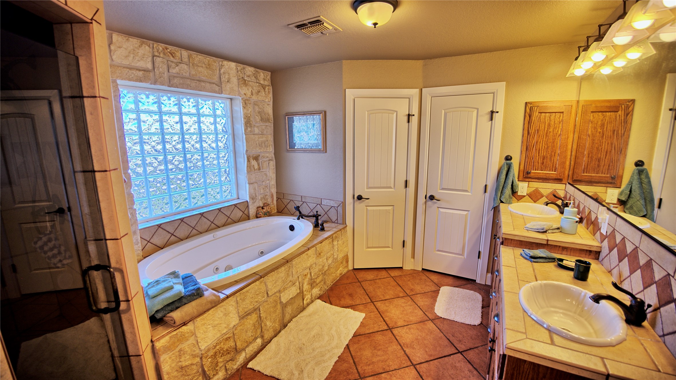 202 County Road 3470 Paradise TX 76073
