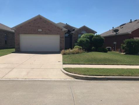 3820 Summersville Lane Fort Worth TX 76244