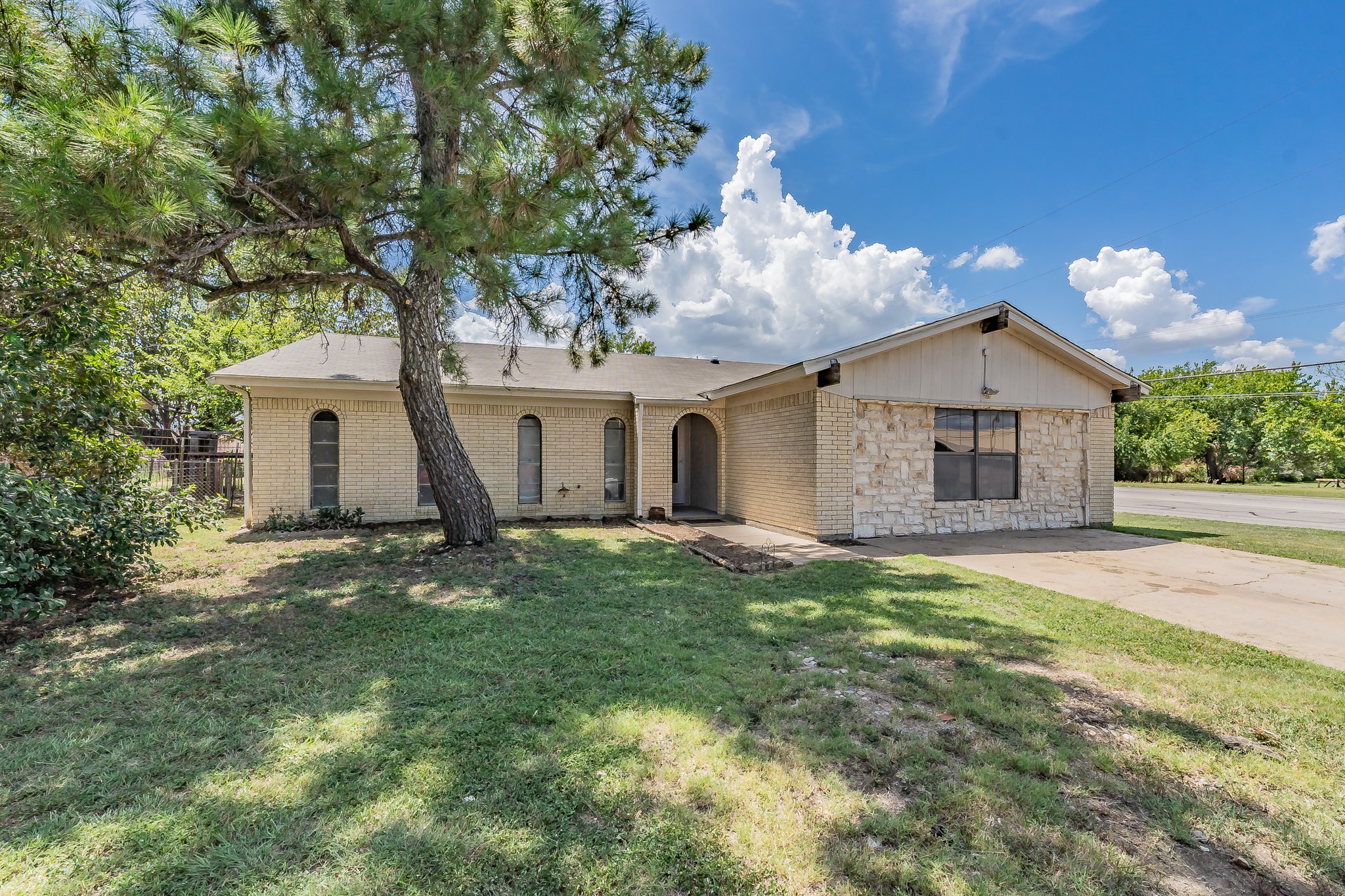 109 Wren Court Cleburne TX 76033