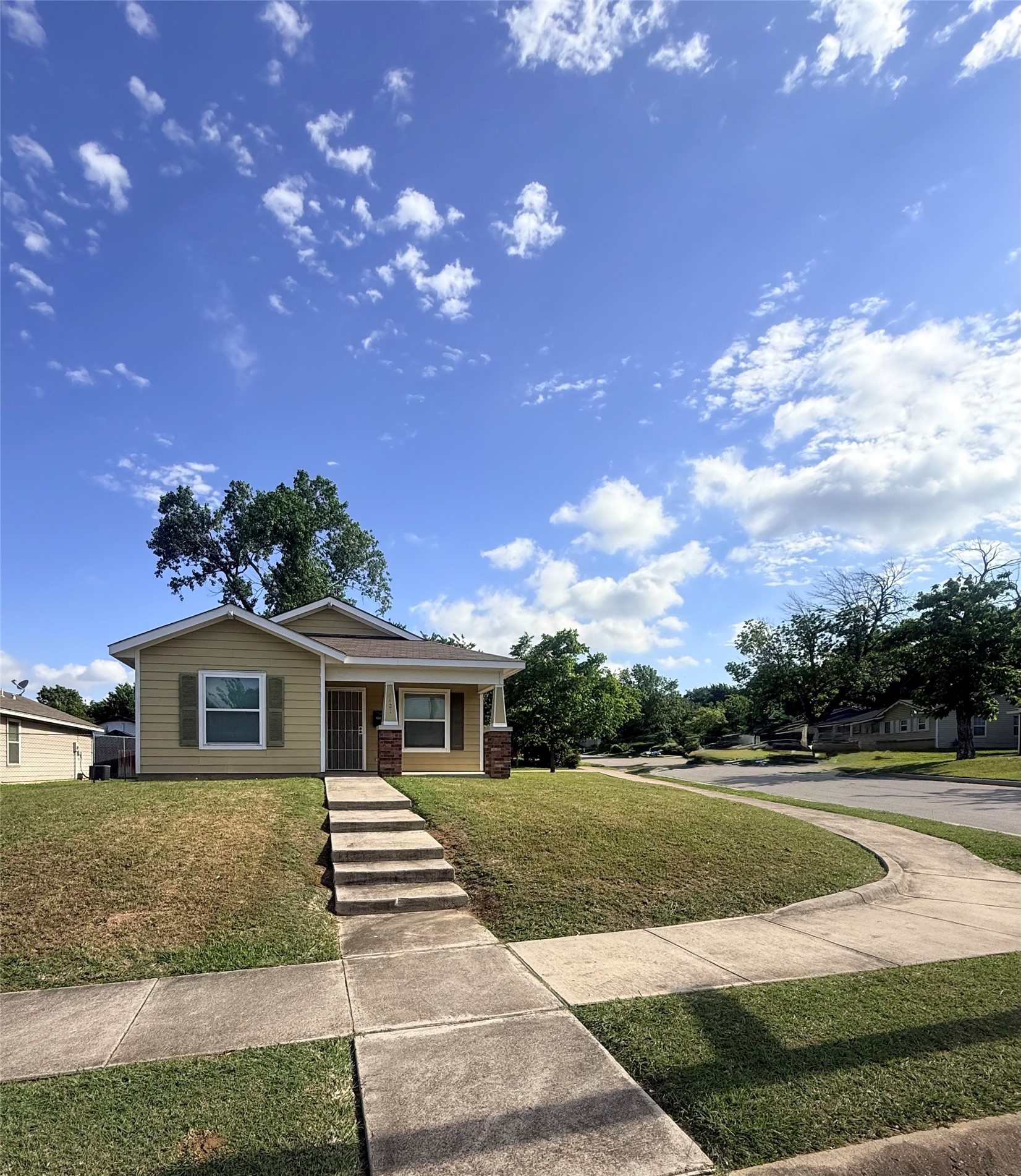 4421 E Kellis Street Fort Worth TX 76119