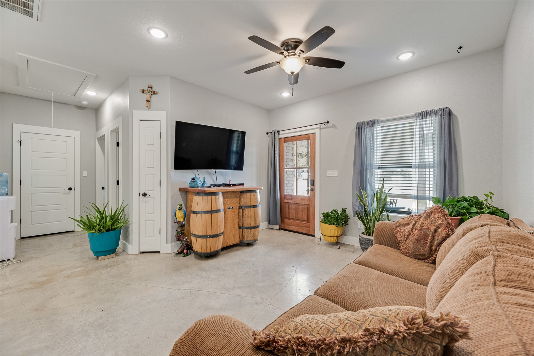 718 E Crawford Street Denison TX 75021