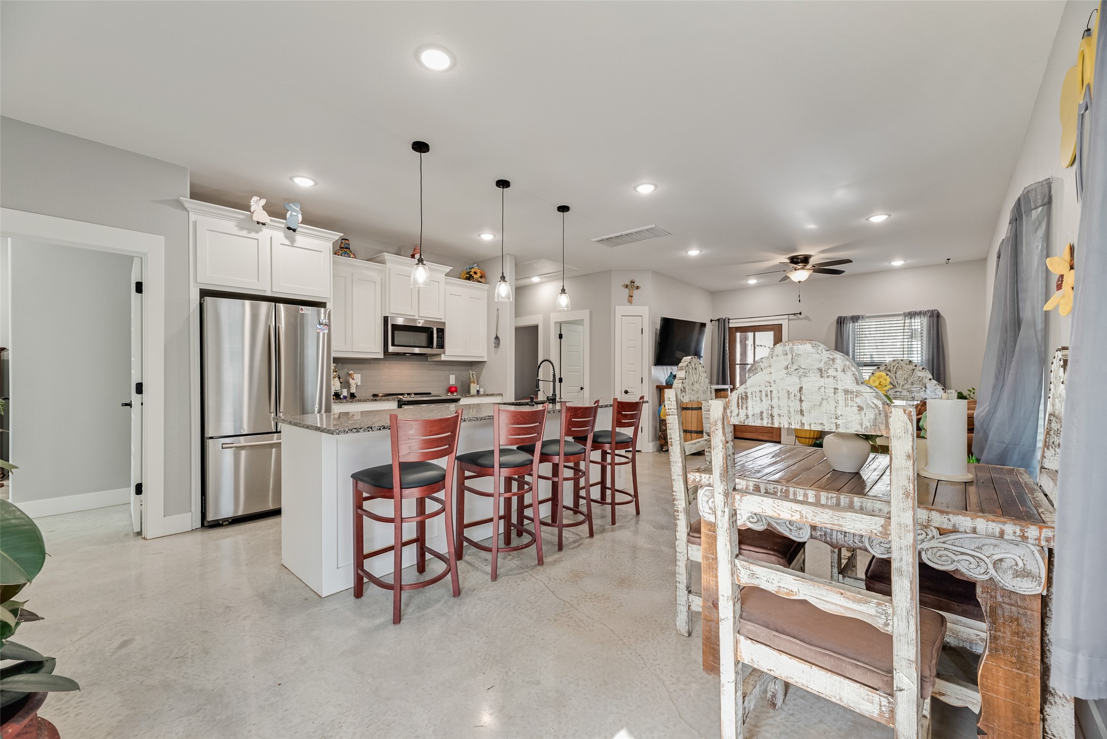 718 E Crawford Street Denison TX 75021