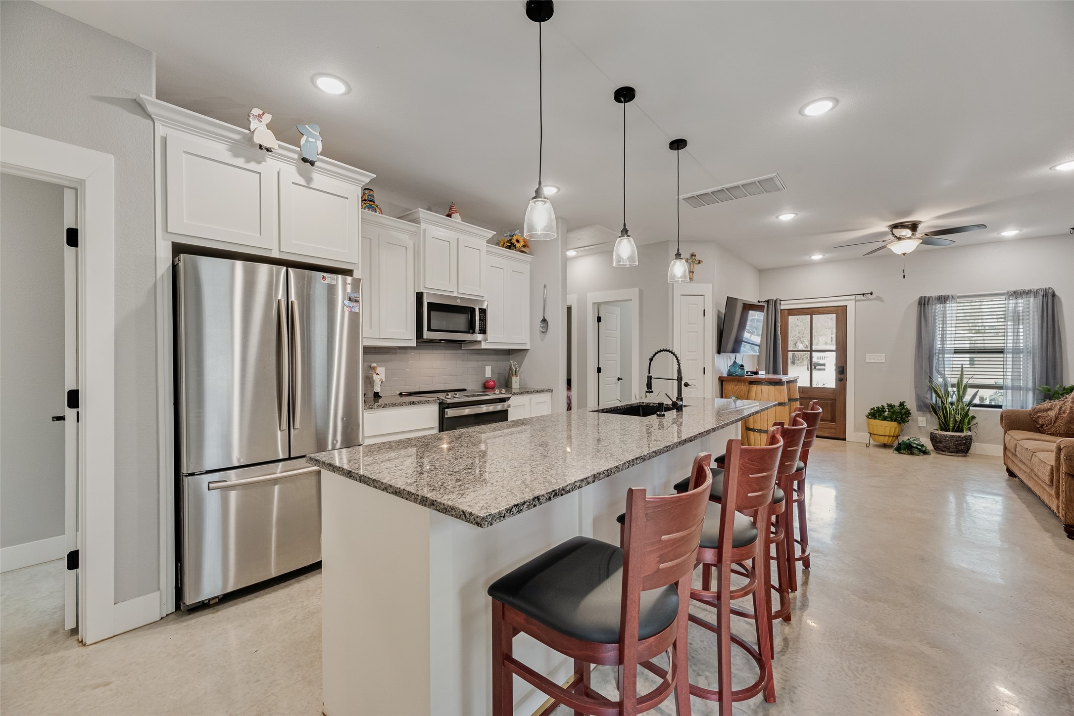 718 E Crawford Street Denison TX 75021