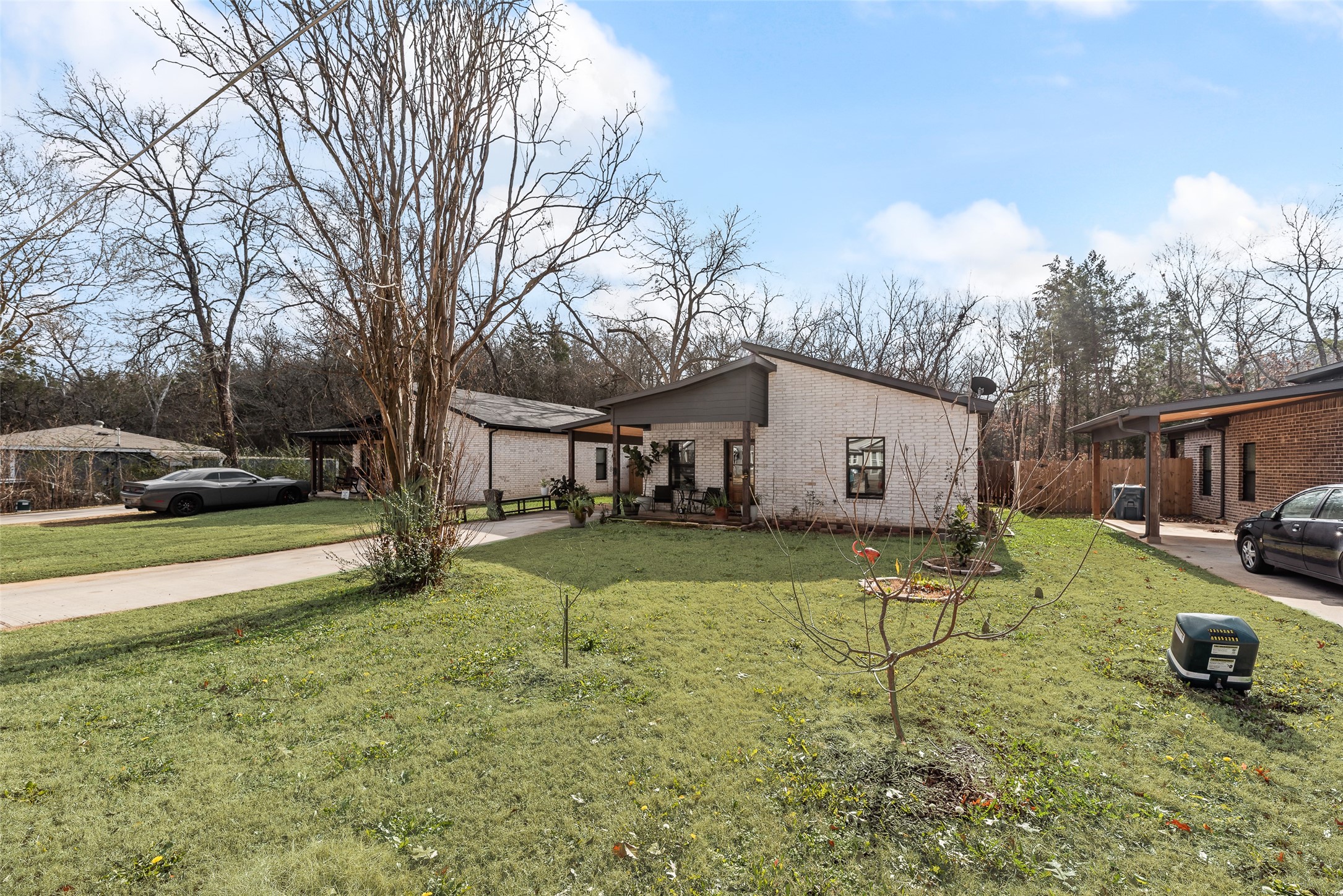 718 E Crawford Street Denison TX 75021