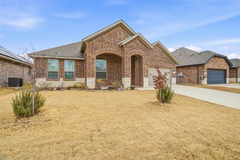 136 Colonial Drive Joshua TX 76058