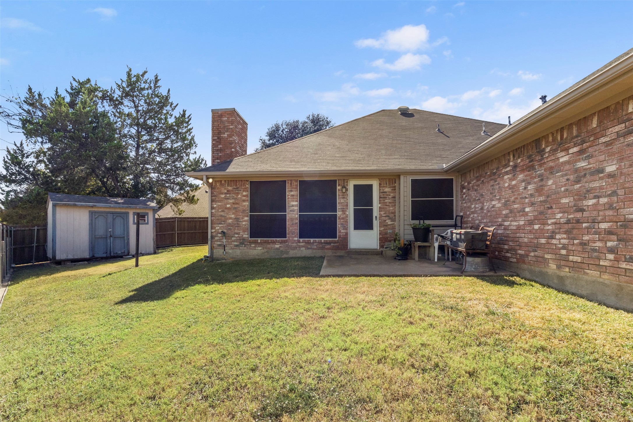 853 Woodridge Circle Desoto TX 75115