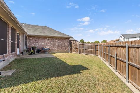 853 Woodridge Circle Desoto TX 75115