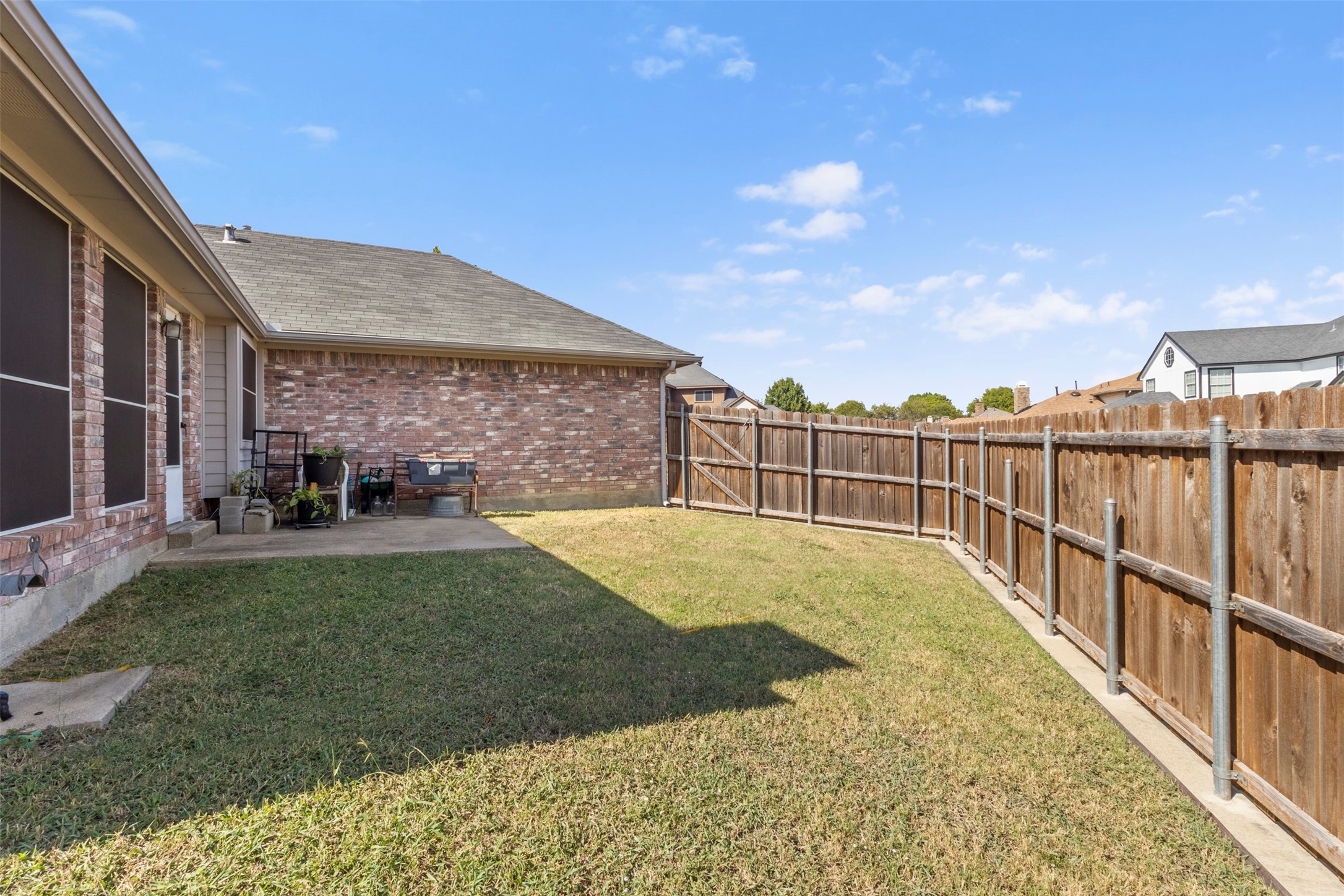 853 Woodridge Circle Desoto TX 75115