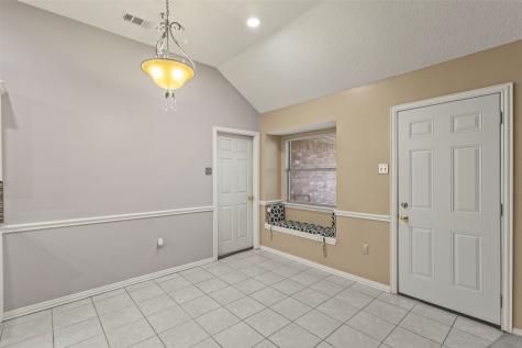 853 Woodridge Circle Desoto TX 75115