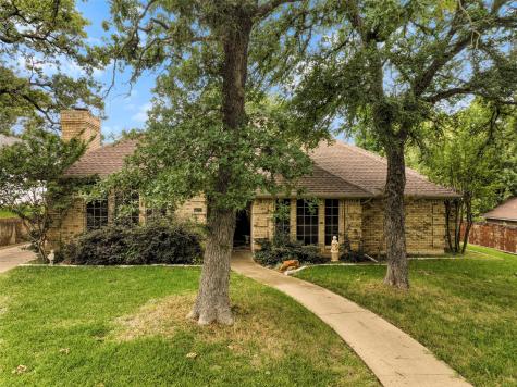 821 Red Oak Drive Mansfield TX 76063
