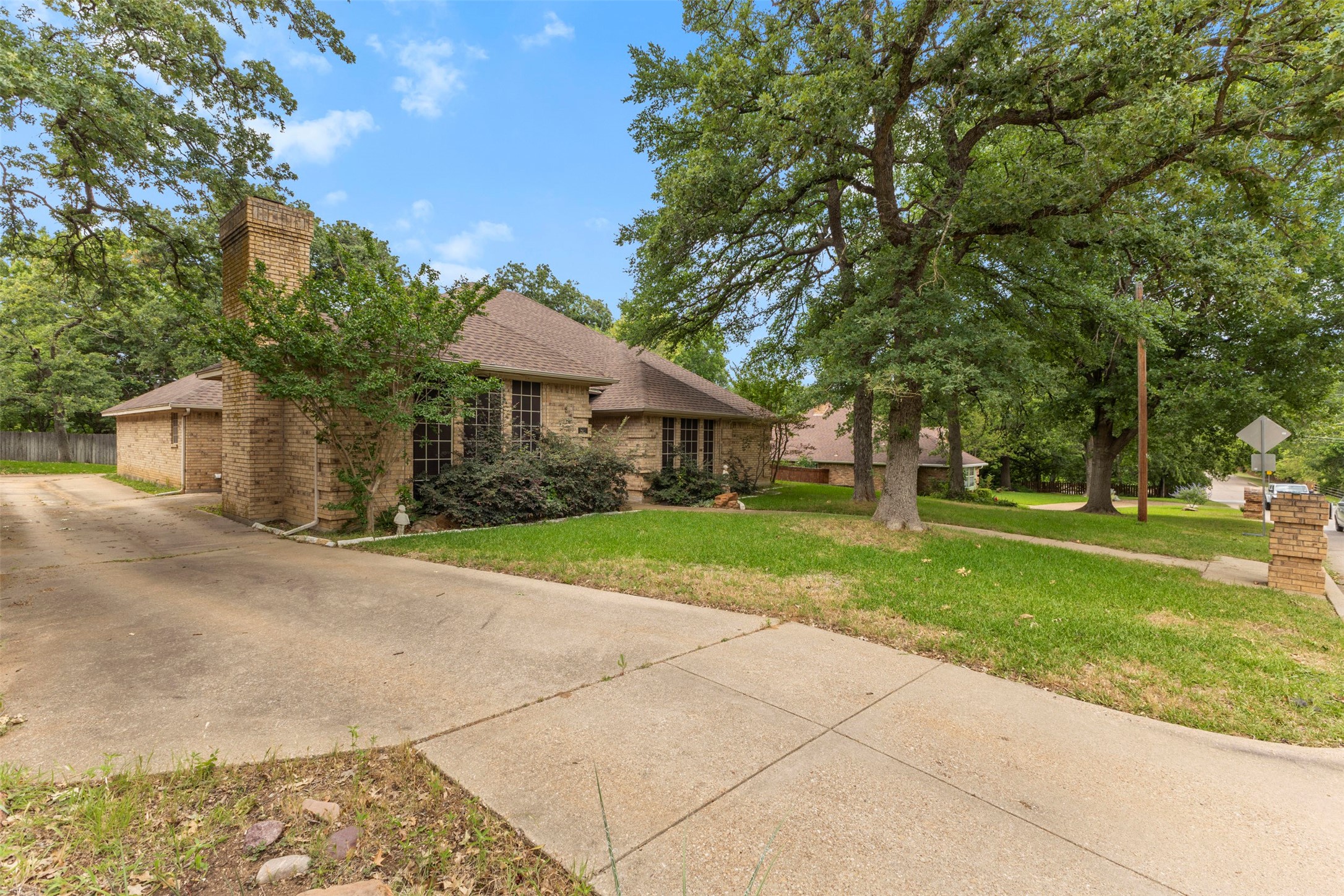 821 Red Oak Drive Mansfield TX 76063