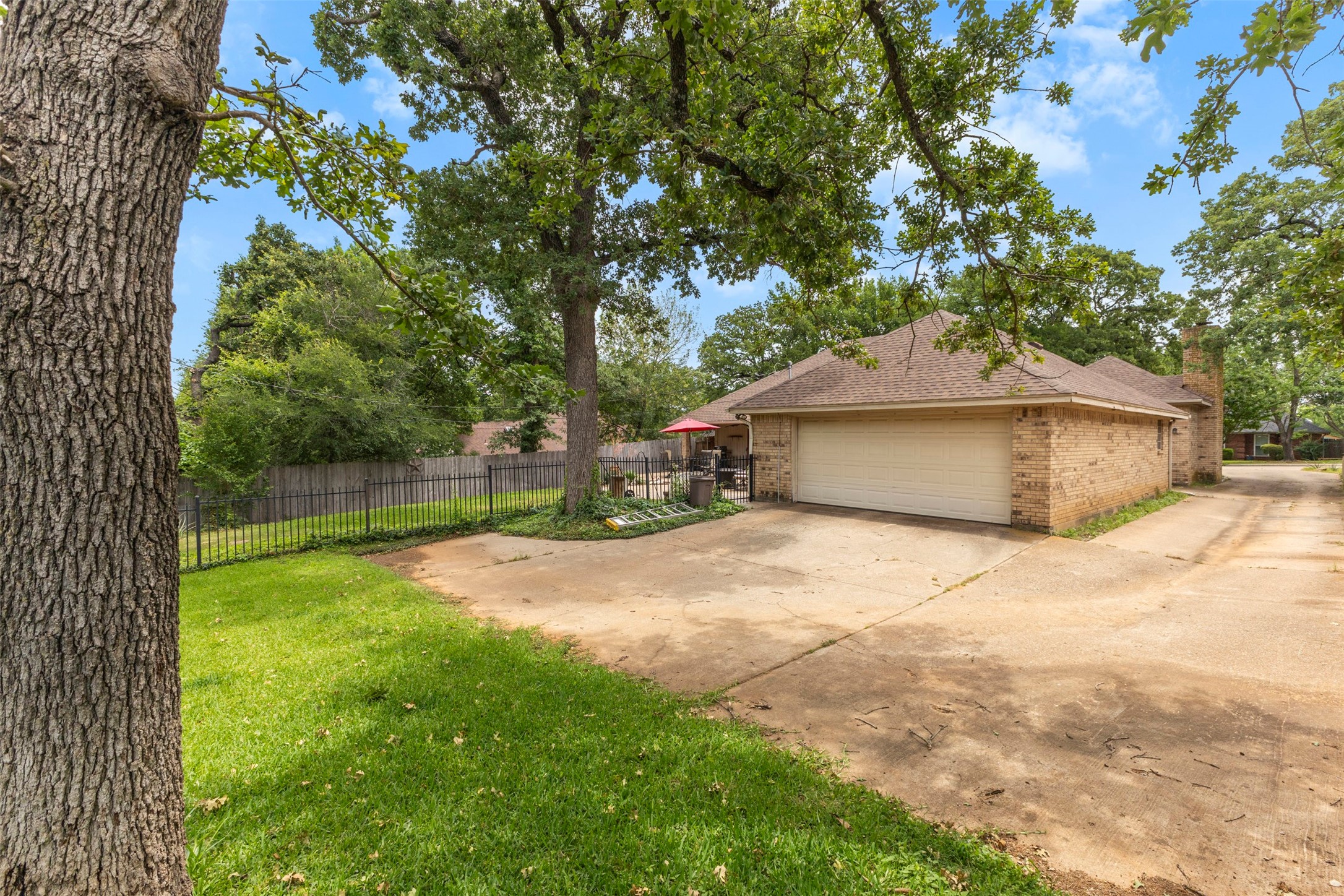 821 Red Oak Drive Mansfield TX 76063