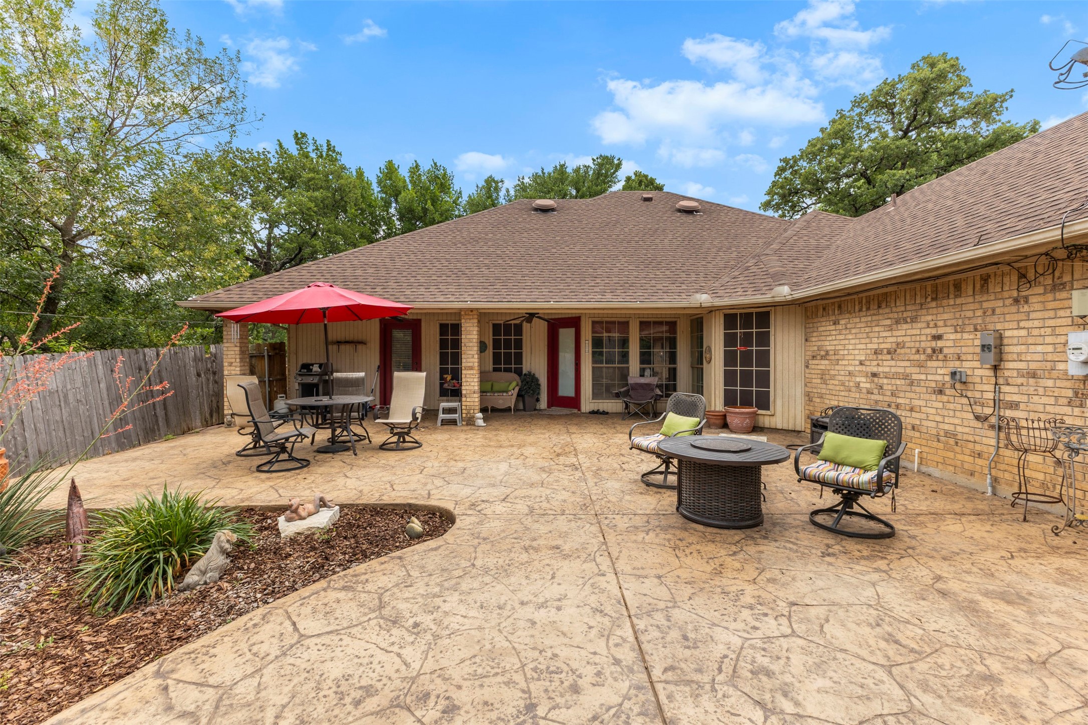 821 Red Oak Drive Mansfield TX 76063