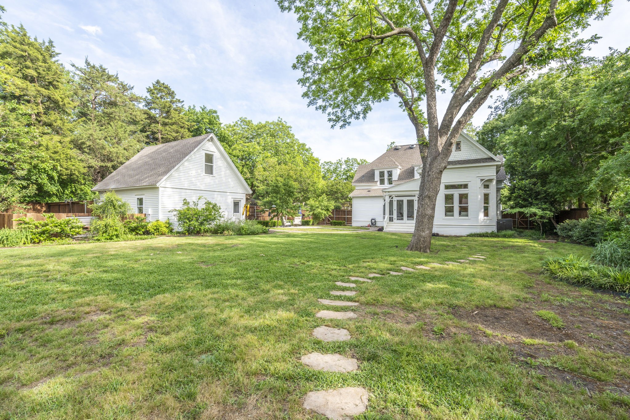 1502 W Virginia Street Mckinney TX 75069
