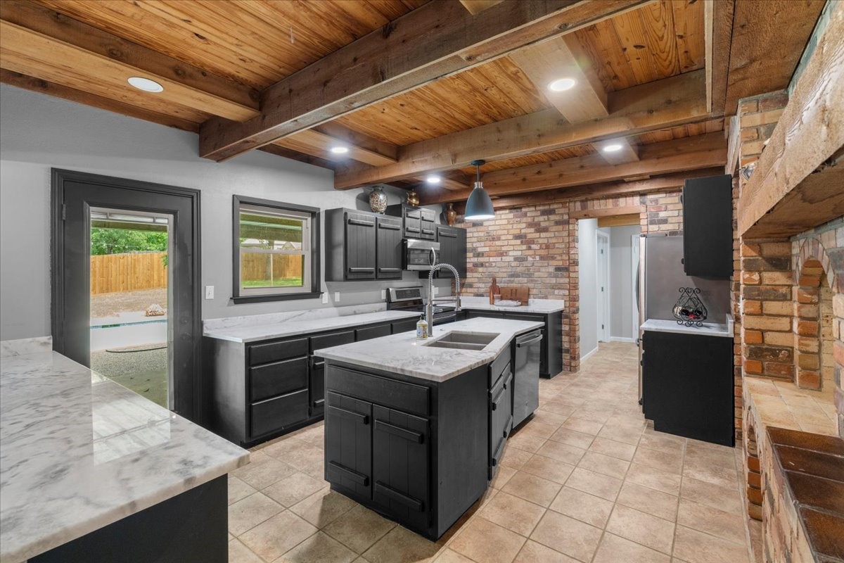 3703 NW County Road 0016 Corsicana TX 75110